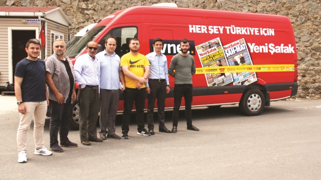 Yeni Şafak ve tvnet ekipleri 
Rize ve Antalya’da nabız tuttu. 