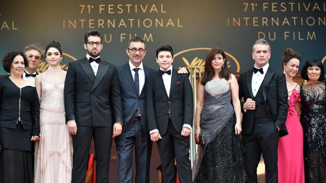 Cannes Film Festivali'nde Ahlat Ağacı filminin ekibi filmin ilk gösterimine katıldı.
