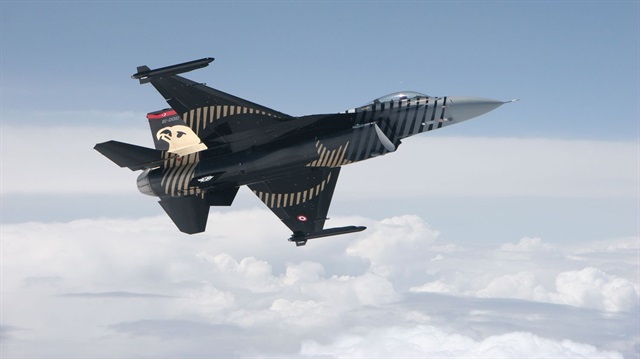 F-16 savaş uçağı