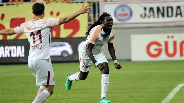 Gomis'in Göztepe maçınde attığı golün ardında yaşadığı sevinç.