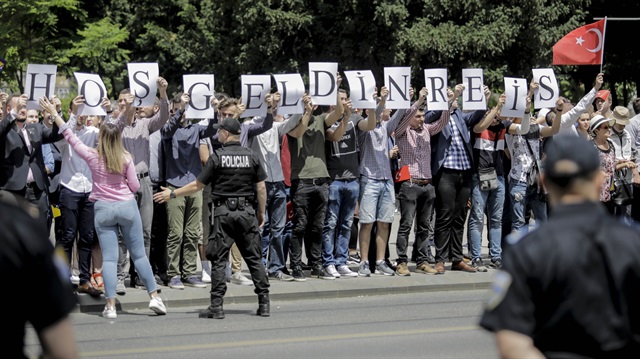 Cumhurbaşkanı Recep Tayyip Erdoğan, Bosna Hersek'teki Türk ve Boşnak vatandaşları böyle karşıladı. 