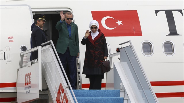 Cumhurbaşkanı Erdoğan, Bosna Hersek'teki temaslarının ardından özel uçak "TUR" ile TSİ 19.40'ta başkent Saraybosna'dan ayrıldı.