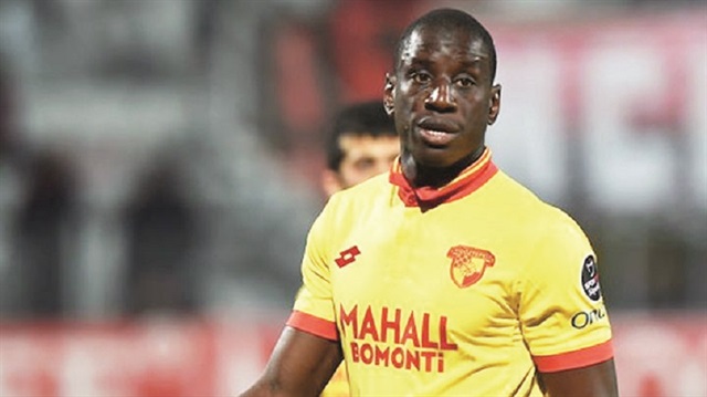Senegalli golcü Demba Ba