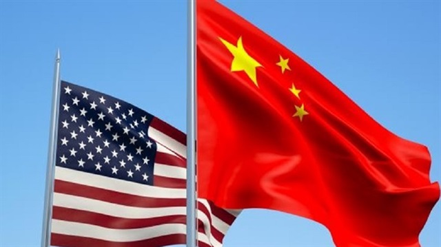 الذهب يتراجع بعد الاتفاق التجاري بين الولايات المتحدة والصين
