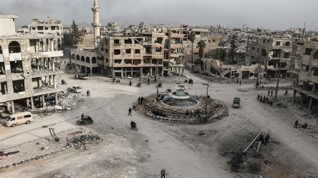 ​Suriye’de Esed rejimi, katliamdan kaçan halkın ev ve topraklarına el koymaya hazırlanıyor. 