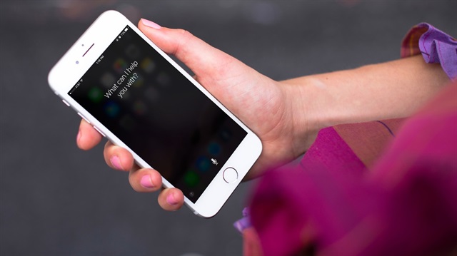 Siri’nin yeni sesinin 4 Haziran’da düzenlenecek WWDC etkinliğinde tanıtılması bekleniyor.