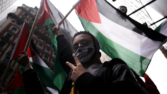 Nekbe'nin yıldönümünde ABD'nin New York eyaletinde gösteri yapan Filistinliler... 