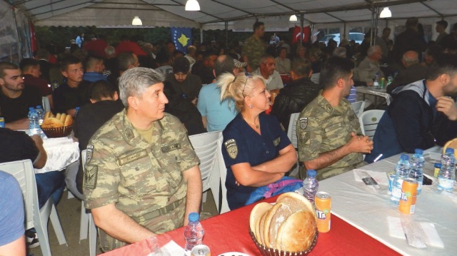 İftara 300 Kosovalı katıldı.