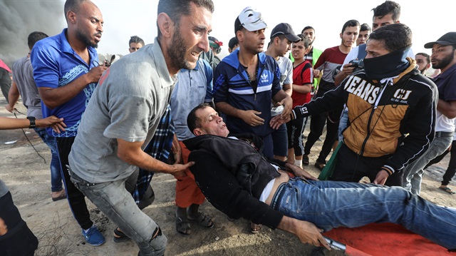 Arşiv: İşgalci İsrail güçleri, Gazze'deki barışçıl gösterilere gerçek ve plastik mermi ile saldırıyor