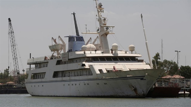 يخت لصدام حسين يتحول لفندق للمرشدين البحريين