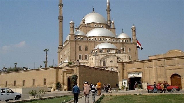  إحباط محاولة سرقة سياج حديدي لقلعة "صلاح الدين" الأثرية في مصر