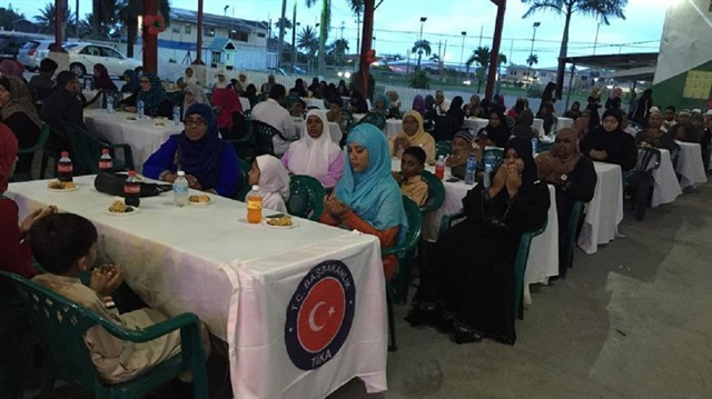Guyana'da ihtiyaç sahibi 100 Müslüman aileye de Ramazan yardım paketi dağıtıldı.