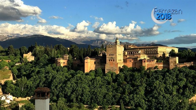 Grand Mosque of Granada hosting iftar meals for Muslim community