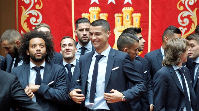 Devler Ligi’ni 5.kez kazanan Ronaldo bakın hangi futbolcunun gerisinde kaldı