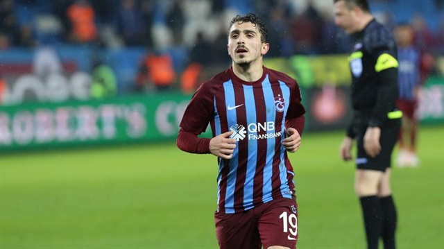 Abdülkadir Ömür geride bıraktığımız seon bordo-mavili formayla çıktığı 32 maçta 3 gol atarken 6 da asist kaydetti.