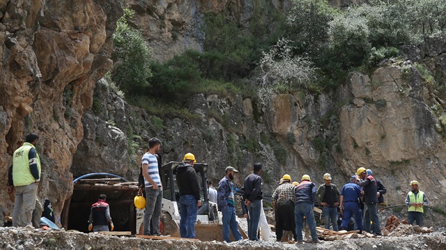Kayseri'de meydana gelen maden göçüğünde 1 işçi hayatını kaybetti.