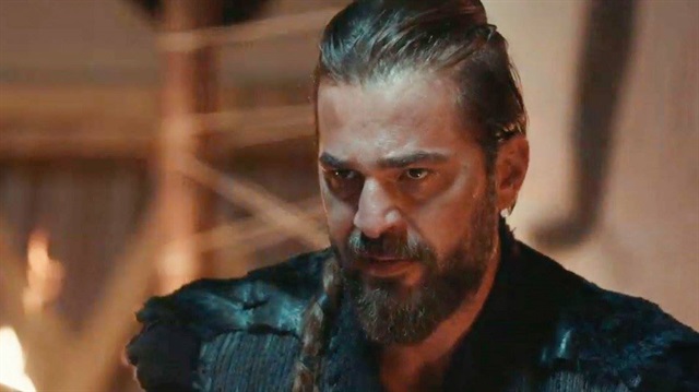 Engin Altan Düzyatan, Diriliş Ertuğrul'da birlikte rol aldığı Arda Öziri'nin vefatıyla sarsıldı.