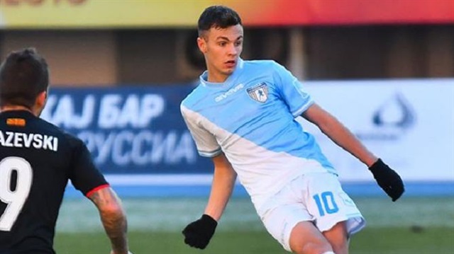 Genç oyuncu Atanasov orta sahada çift yönlü oynayabiliyor.