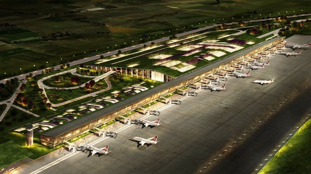Çukurova Bölgesel Havalimanı’nın üst yapı çalışmalarına başlandı.​