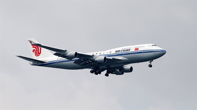 A plane believed to be carrying North Korea's leader Kim Jong Un approaches to land in Singapore June 10, 2018.