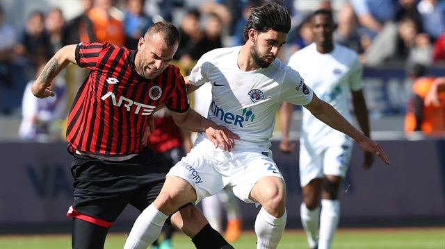 Skuletic, Spor Toto Süper Lig'e veda eden başkent temsilcisinde geçen sezon 27 maçta 8 gole imza atmıştı.
