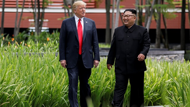 Kim ve Trump, birbirlerini karşılıklı ülkelerine davet etti.