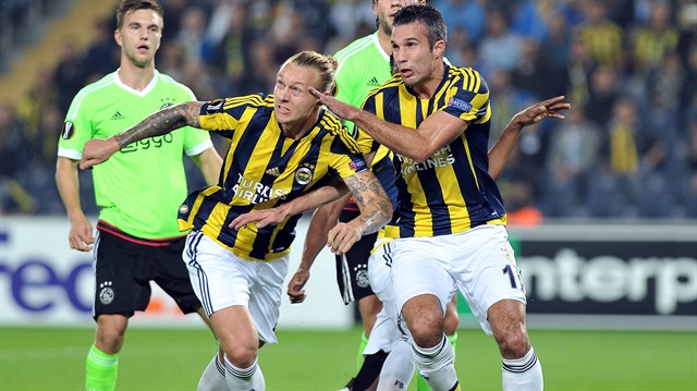 Fenerbahçe Kjaer, Nani ve Volkan Şen'in satışlarından 21,5 milyon avro kazandı.