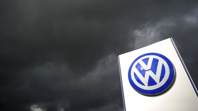Volkswagen, kendi ülkesinde 1 milyar Euro’luk cezaya çarptırıldı!