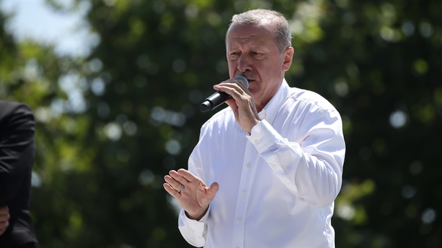 Cumhurbaşkanı Recep Tayyip Erdoğan, Sultangazi'de vatandaşlara hitap etti.