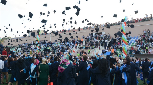 2023'e kadar Türkiye'deki bütün üniversitelerdeki 18-25 yaş arasındaki öğrenciler ilk kez sigorta sistemine dâhil edilmiş olacak.