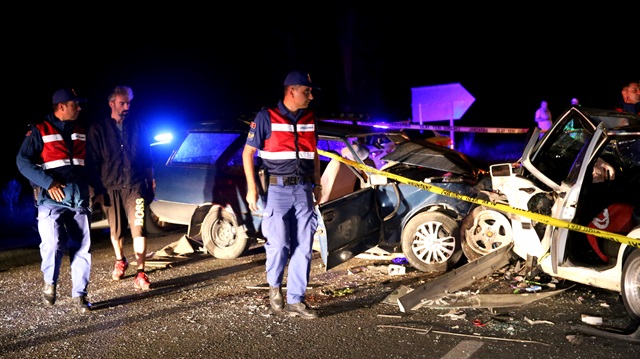Nevşehir'de meydana gelen zincirleme trafik kazasında 3'ü çocuk 16 kişi yaralandı.