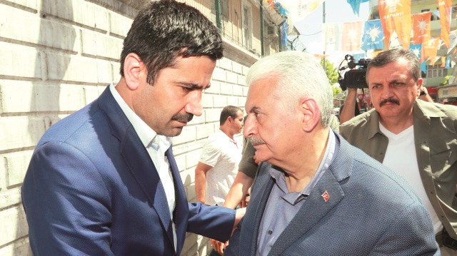 Başbakan Yıldırım, ağabeyini kaybeden AK Partili Yıldız’a taziye ziyaretinde bulundu