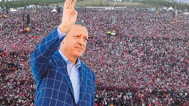 ​بدأ التجمع المليوني في ميدان "يني كابي" الشهير في اسطنبول
