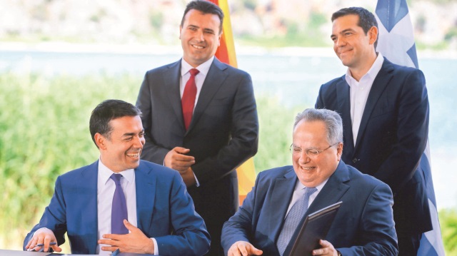 Yunanistan ve Makedonya isim anlaşmazlığında, imzalar dün atıldı.