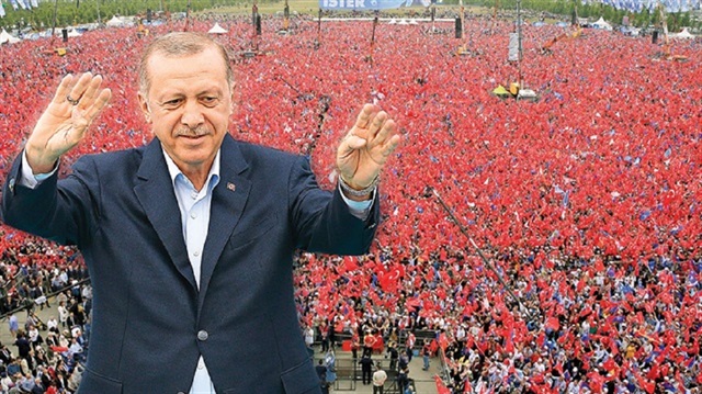 الرئيس التركي يستعرض في تجمع"يني كابي"التاريخي إنجازات حكومته