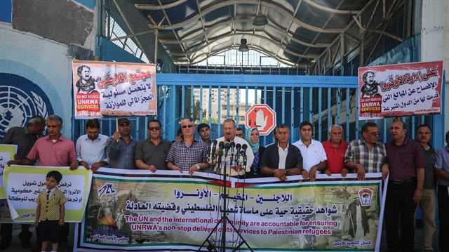 "لجنة شعبية" بغزة تطالب "أونروا" بعدم المساس بالخدمات المقدّمة للاجئين