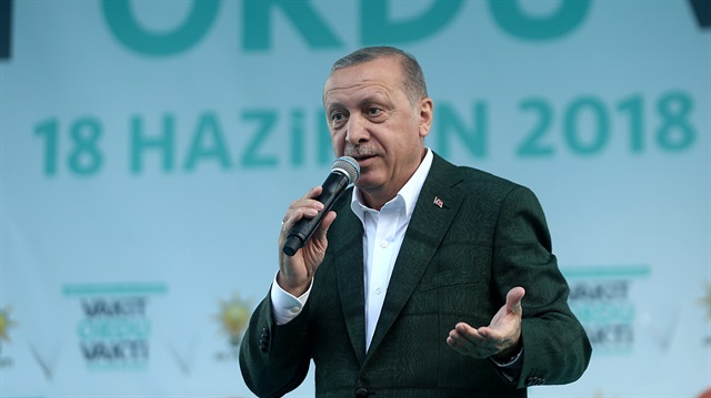 أردوغان: انسحاب الإرهابيين من منبج تم عبر الطرق الدبلوماسية 