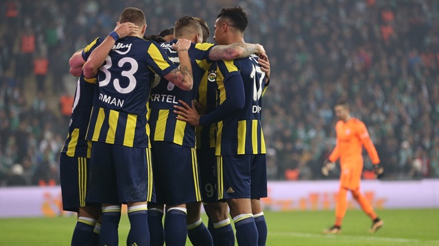 Fenerbahçe geride bıraktığımız sezonu 2. sırada bitirdi.