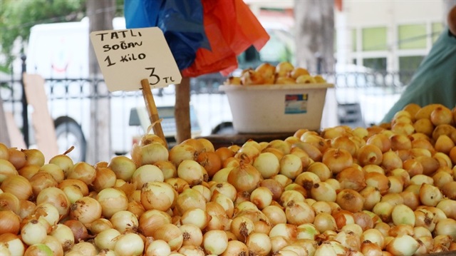 Soğan ve patates fiyatların ne zaman düşeceğini açıkladı