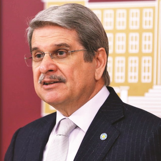 İttifak
çatırdadı