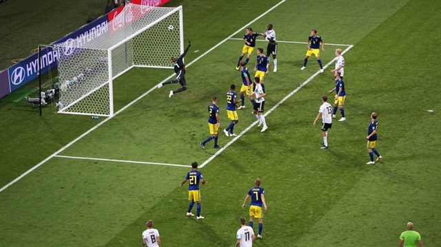 Kroos'un son dakika golü.