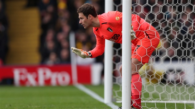 Bournemouth Begovic'i 11,5 milyon euro bonservis bedeliyle kadrosuna katmıştı.