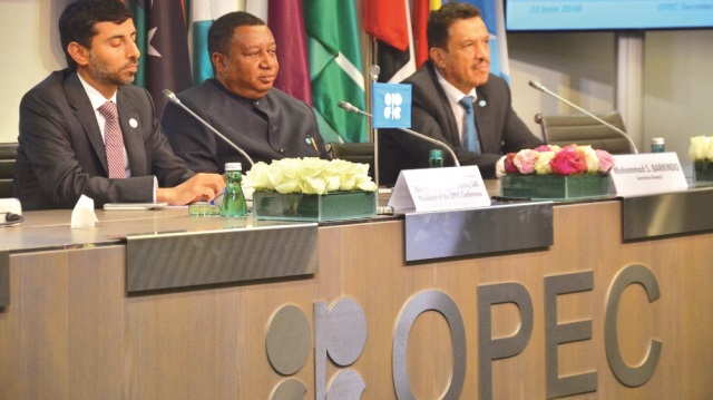 OPEC ülkeleri üretimi artırma kararı aldı