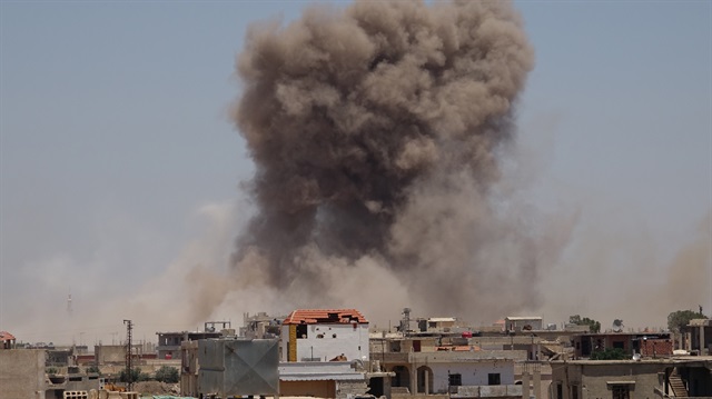 Rejim ve destekçileri, dün Dera'daki sivil yerleşimlere 2 binden fazla saldırı düzenledi
