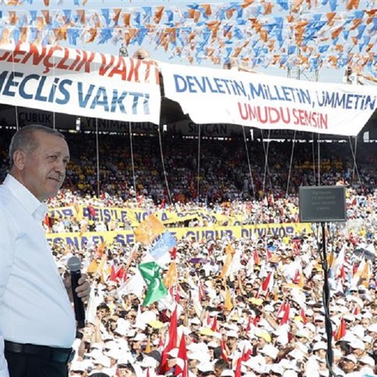 Cumhurbaşkanı Erdoğanın mitinglerinden kareler