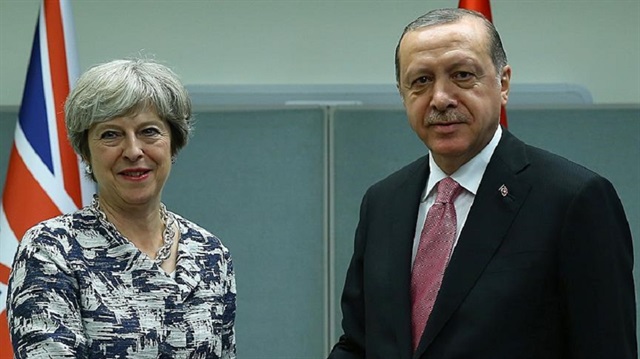 President of Turkey Recep Tayyip Erdoğan (R) and British Prime Minister Theresa May (L)
