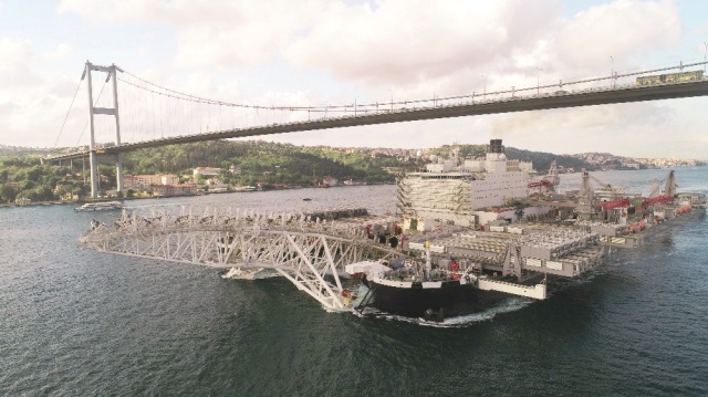 TürkAkım’ın ilk hattının derin sulardaki kısmını döşeme çalışmalarını tamamladıktan sonra Hollan da’nın Rotterdam Limanı’na giden geminin, burada planlı bakım onarım çalışmaları gerçekleştirilmişti.