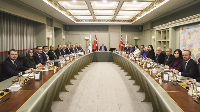AK Parti MYK ve MKYK toplantıları Erdoğan başkanlığında cuma günü parti genel merkezinde yapılacak.