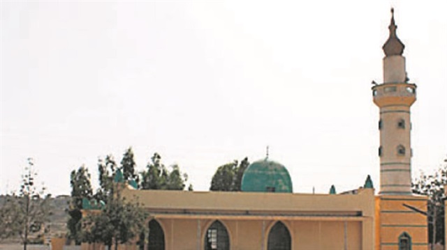  Historic mosque