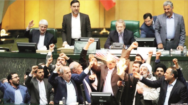 İran’da 187 vekilden açık mektup ‘Ekonomi takımını derhal değiştir’